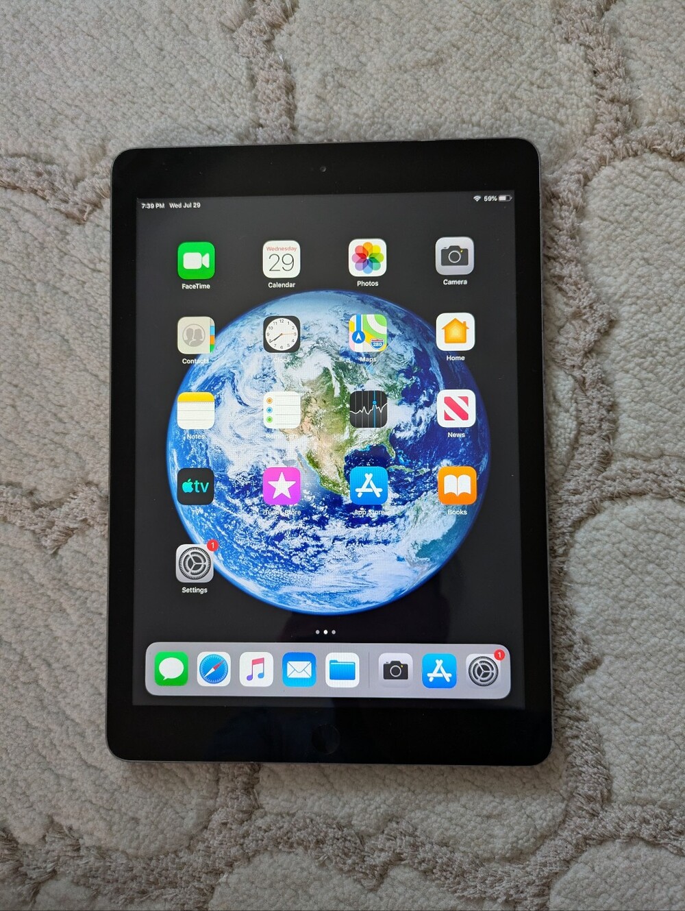 iPad Air 1st gen 32 GB Wi-Fi Only